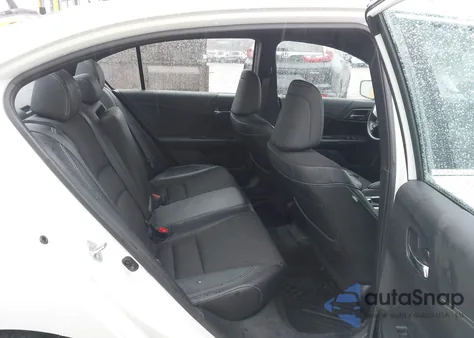 2017 Honda Accord Sport z USA, uszkodzony, nr VIN 1HGCR2F52HA292257